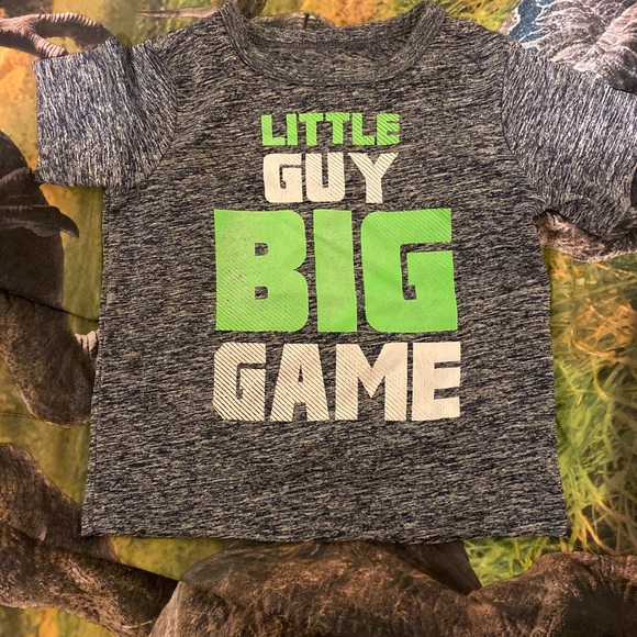 Tshirt - Picture 1 of 2